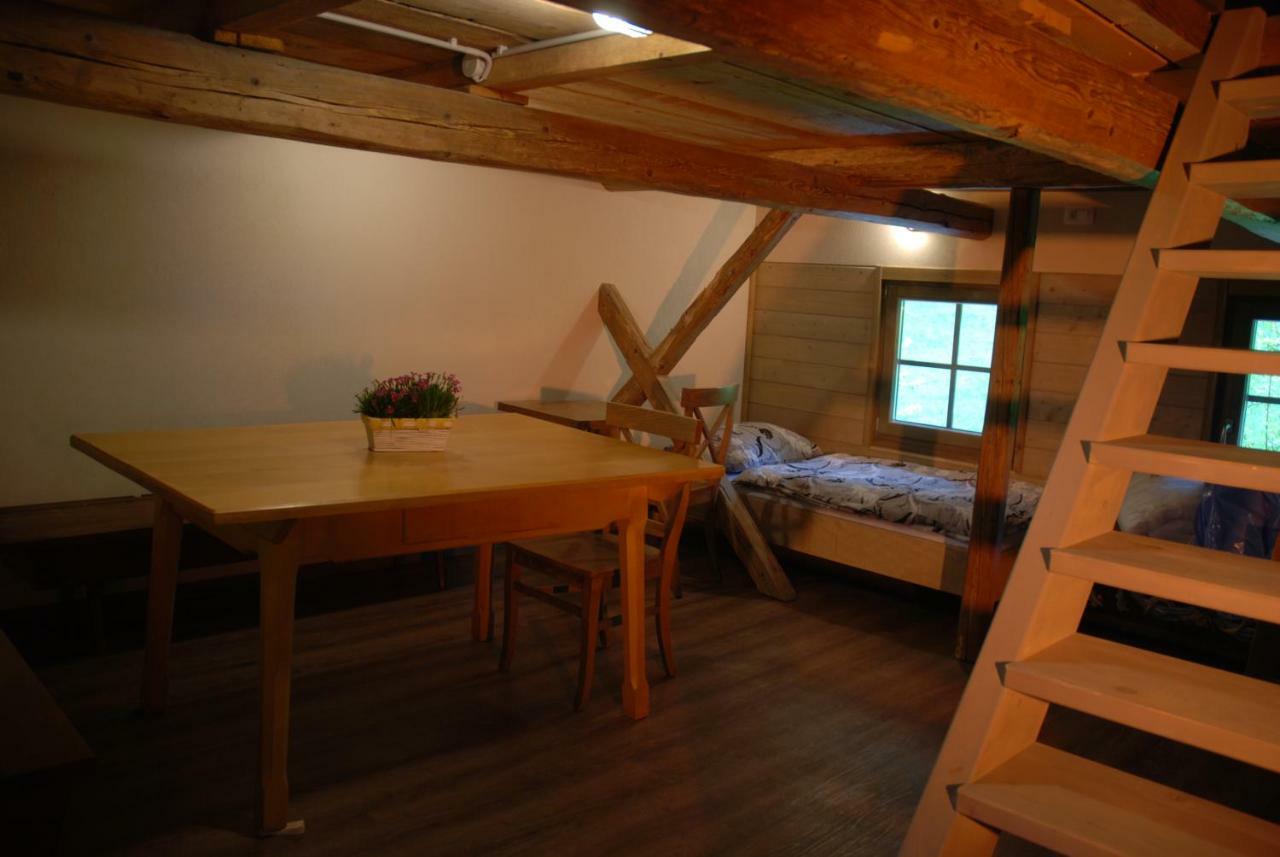 Estate Marjetin Dom Hotel Idrija Kültér fotó