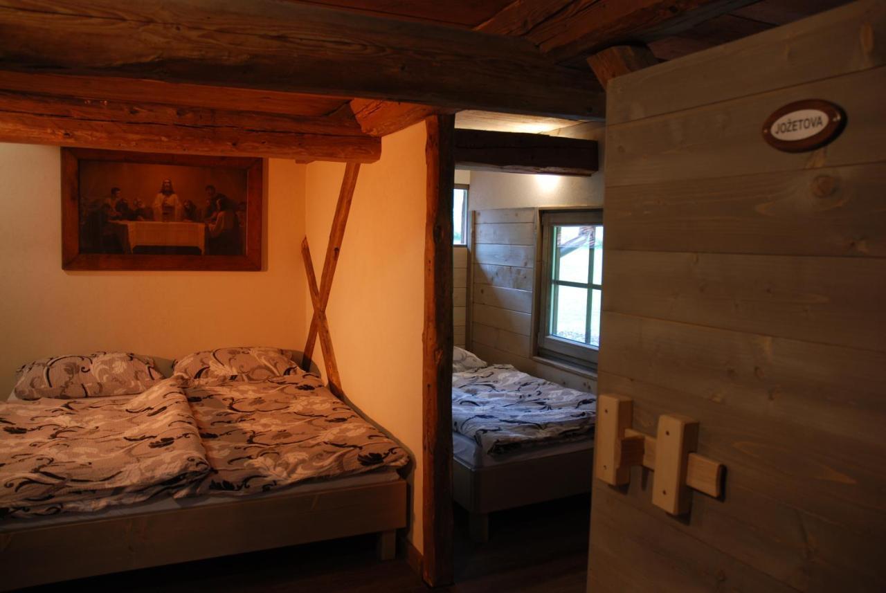 Estate Marjetin Dom Hotel Idrija Kültér fotó